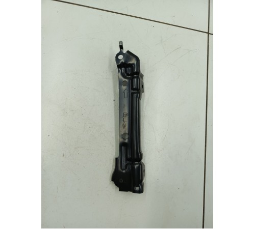 Кронштейн крепления левый