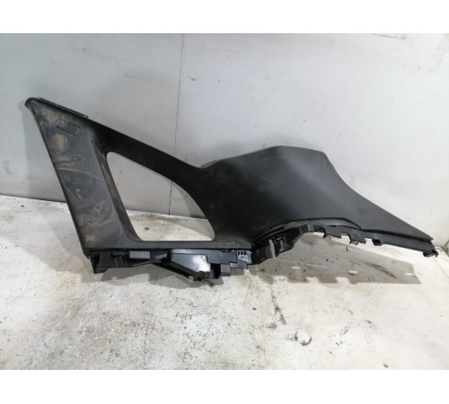 Обшивка форточки правая