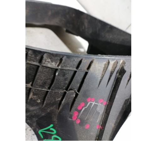 Обшивка форточки правая