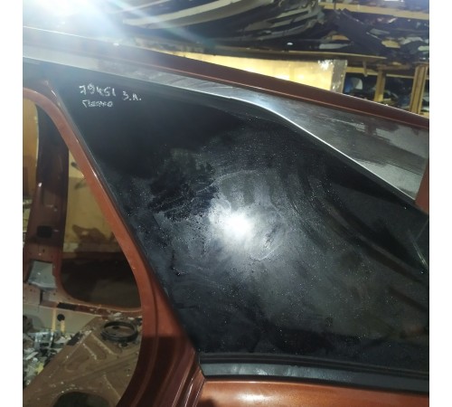 Глухое стекло (заднее, левое)