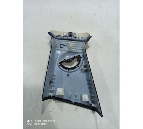 Обшивка центральной стойки(правая верхняя)