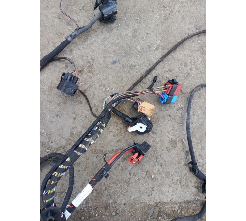 Электропроводка подкапотная с монтажным блоком
