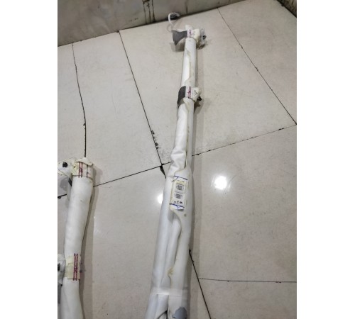 Подушка безопасности боковая (шторка) левая