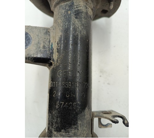 Амортизатор подвески передний левый в сборе