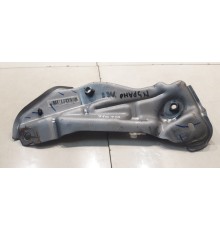 кронштейн кузова (левый)