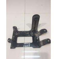 Кронштейн блока управления двигателем