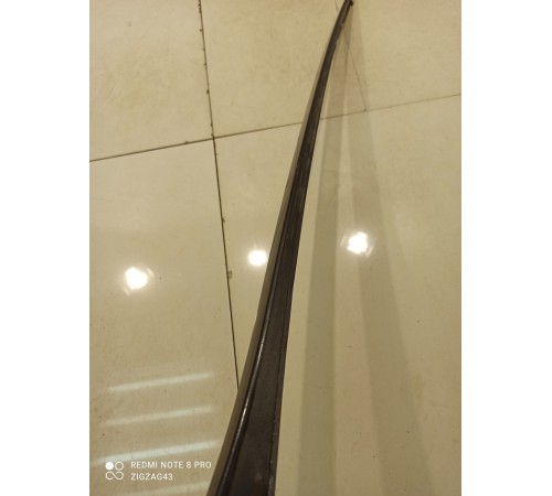 Молдинг лобового стекла(правый)