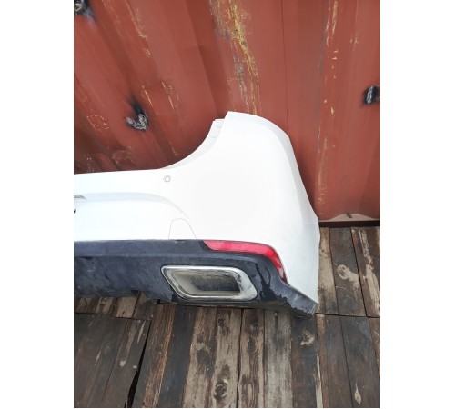 Задний бампер в сборе