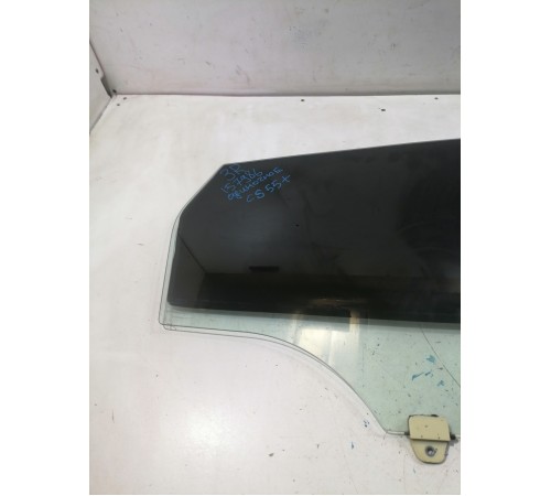 Стекло двери заднее правое