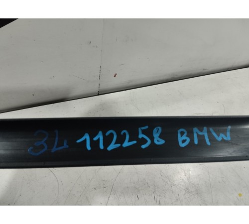 Накладка рамки двери (задняя левая)