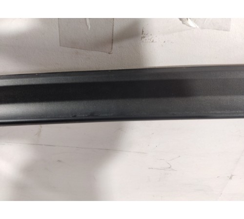 Накладка рамки двери (задняя левая)