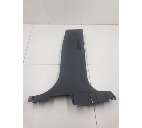 Обшивка центральной стойки правая нижняя