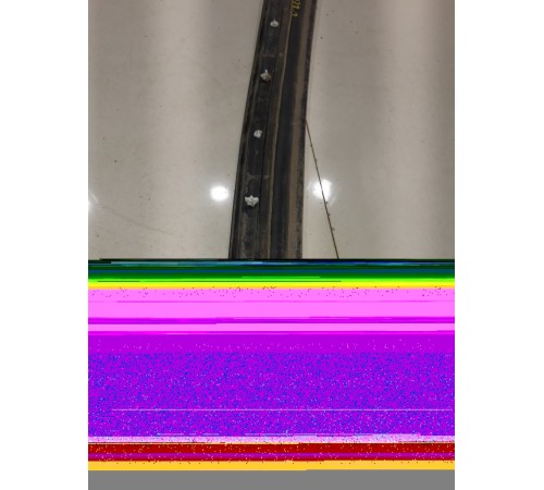 Уплотнитель порога левый