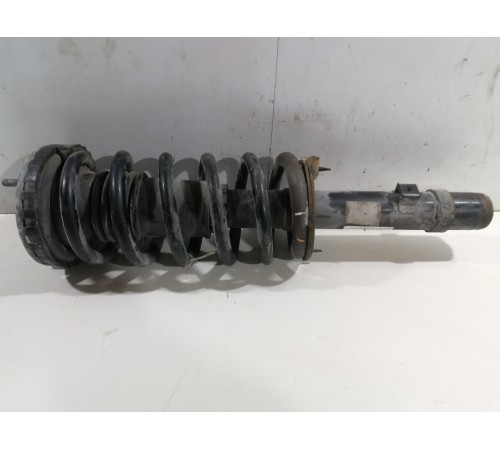 Амортизатор стойка подвески передний правый в сборе