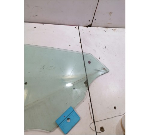 Стекло двери переднее правое многослойное