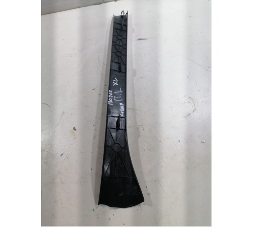 Обшивка салона передняя левая