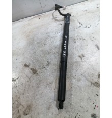 Электропривод крышки багажника правый