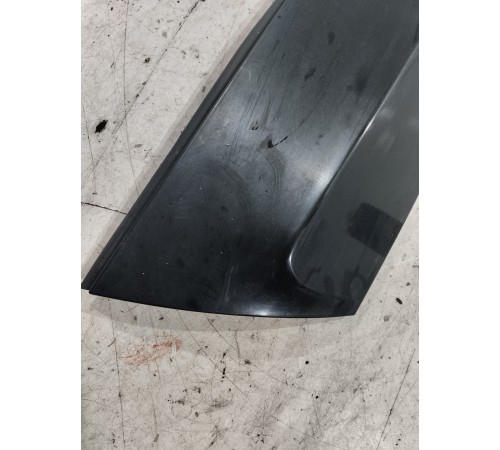 Накладка двери (задняя правая наружная)