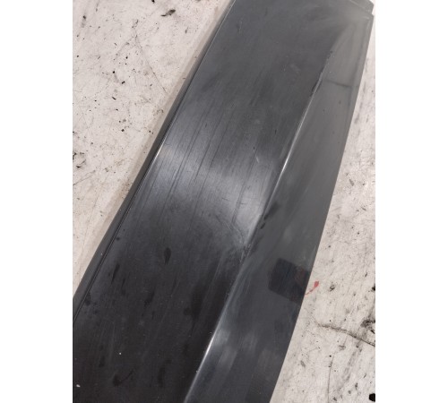 Накладка двери (задняя правая наружная)