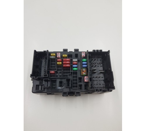 Блок предохранителей правый