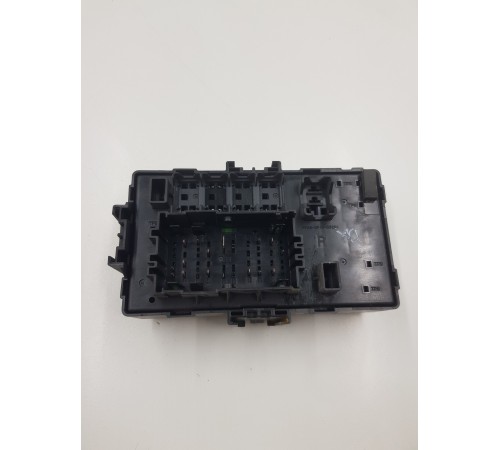 Блок предохранителей правый