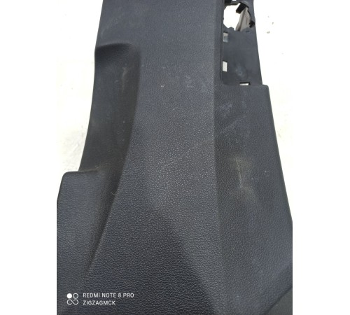 Обшивка центральной стойки правая