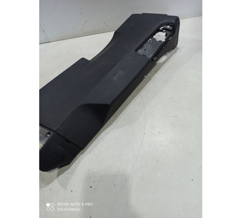 Обшивка центральной стойки правая