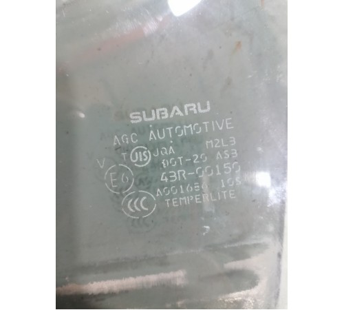 Стекло двери заднее левое