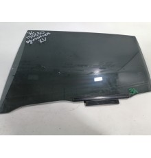Стекло двери заднее левое