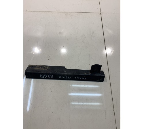 Кронштейн глушителя (правый)