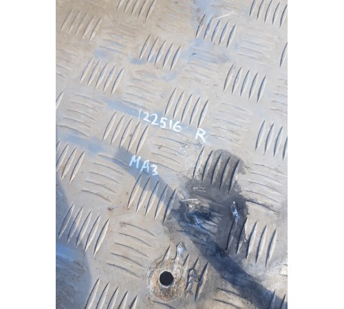 Защита заднего моста верхняя правая