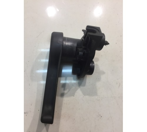 Ручка открывания капота