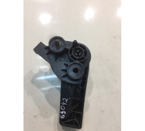 Ручка открывания капота