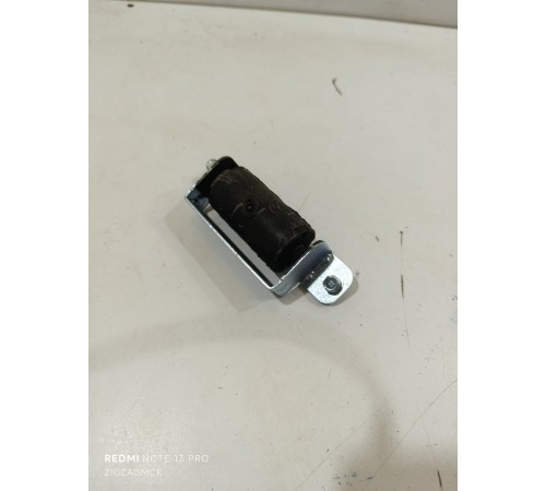 Противовес крышки багажника