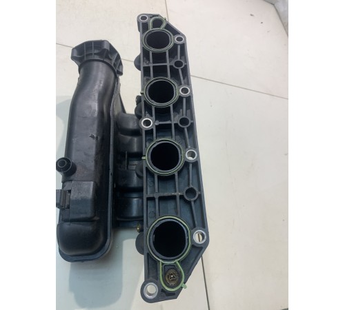 Впускной коллектор