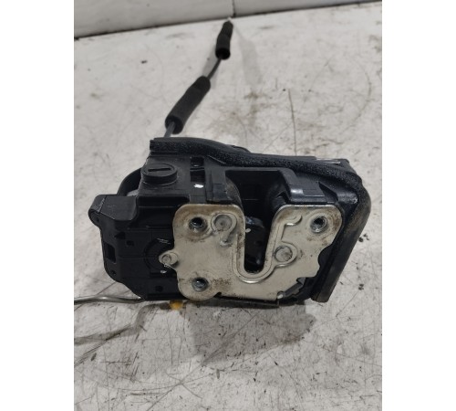 Замок двери задний правый