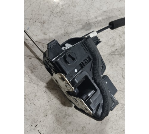 Замок двери задний правый