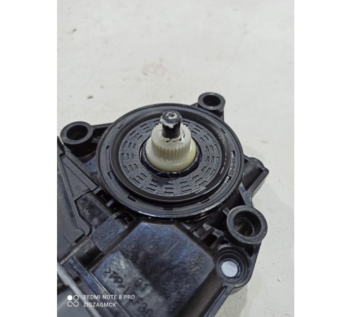 Моторчик стеклоподъемника (передний правый)