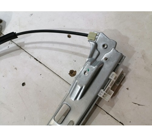 Стеклоподъемник (передний, правый)