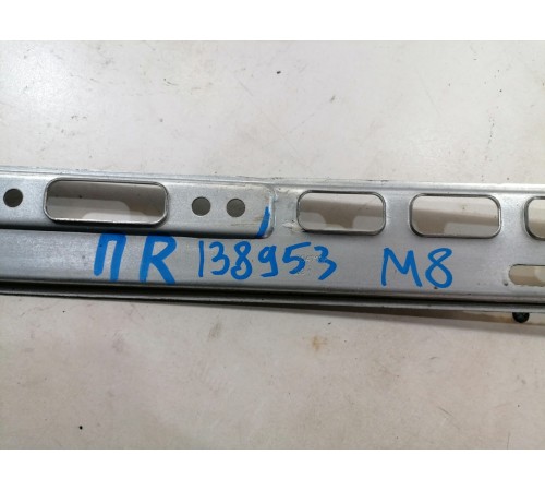 Стеклоподъемник (передний, правый)