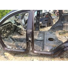 Порог со стойкой левый