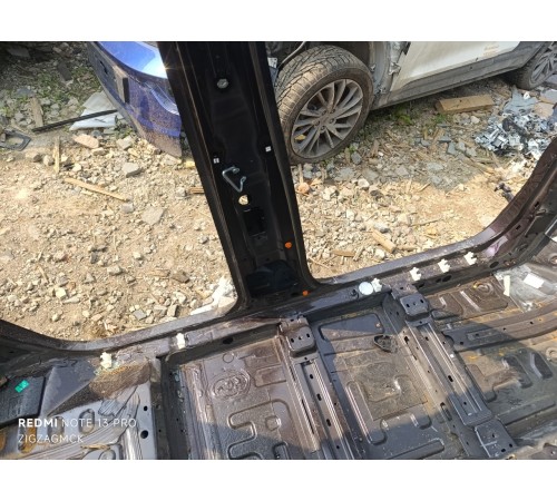 Порог со стойкой левый