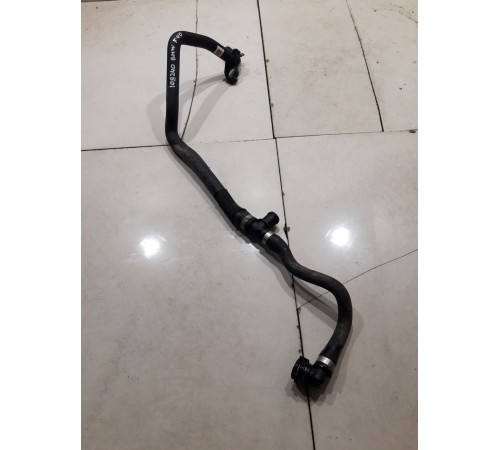 Патрубок системы охлаждения