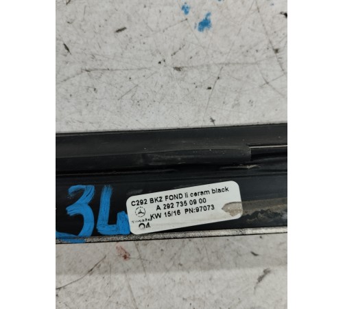 Молдинг стекла двери задний левый