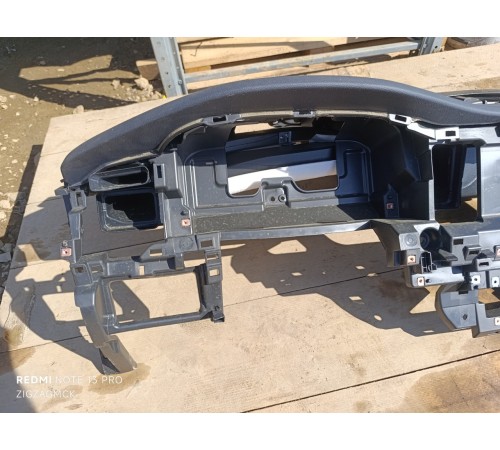 Панель передняя, торпедо