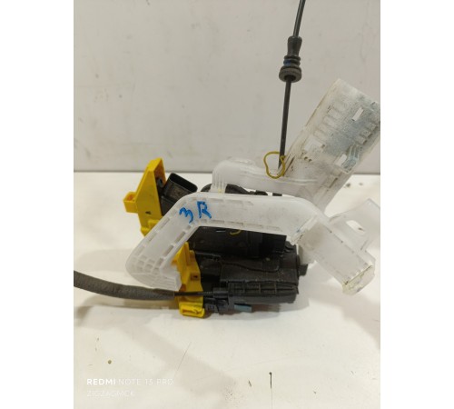 Замок двери задний правый