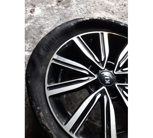 Литой диск R17