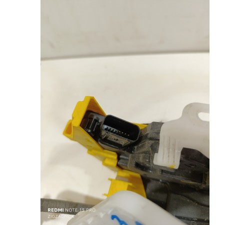 Замок двери задний правый