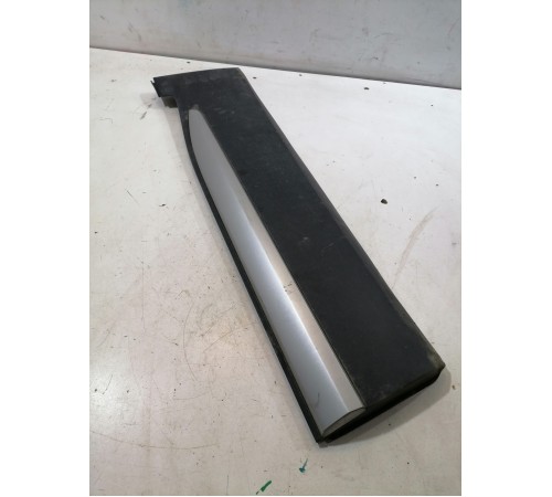 Накладка двери задняя левая нижняя