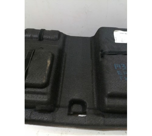 Обшивка пола багажника